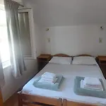 Ticinovic Apartment Omis