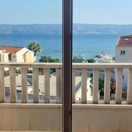 아파트 Ticinovic *