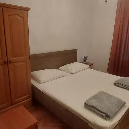 Ticinovic Appartement Omiš