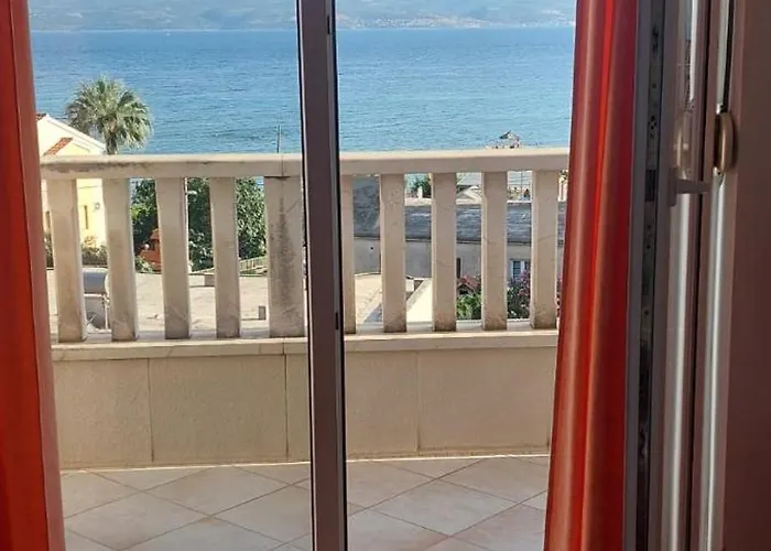 Ticinovic * 오미스